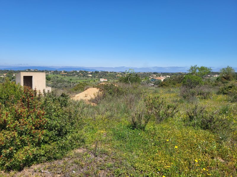 Land For Sale in Porches PortugalOcean Key Property Algarve