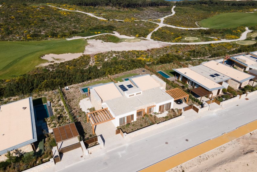 Villa For Sale in Obidos Portugal
