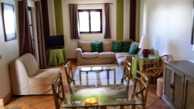 Apartment For Sale in Albufeira