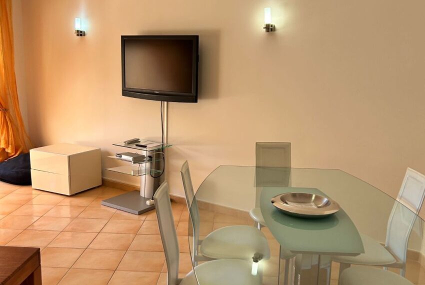 Dinning Table