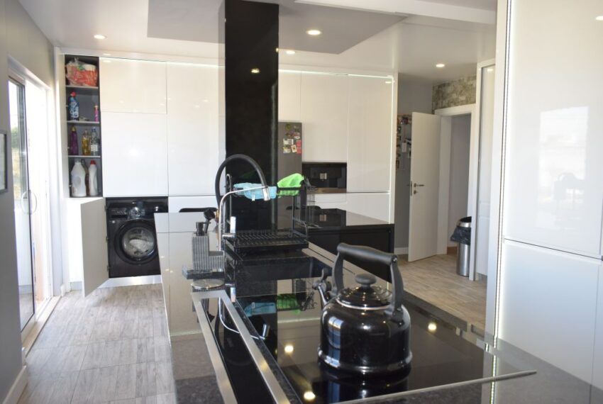Kitchen cabinets