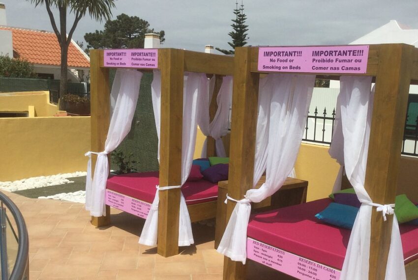 four-poster-beds