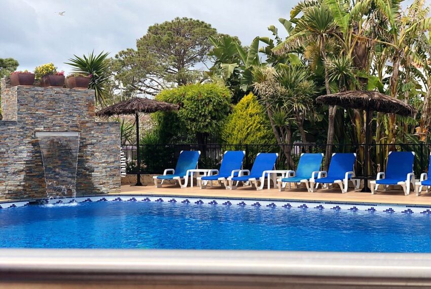 Pool, Waterfall